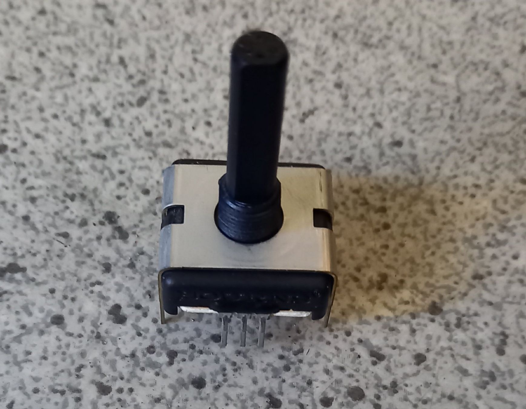 Strumenti musicali: 8 Potis und 1 Encoder für Ensoniq DP4+ – Nuovo e nell'imballaggio originale da Luzern venduto da garlicia 3