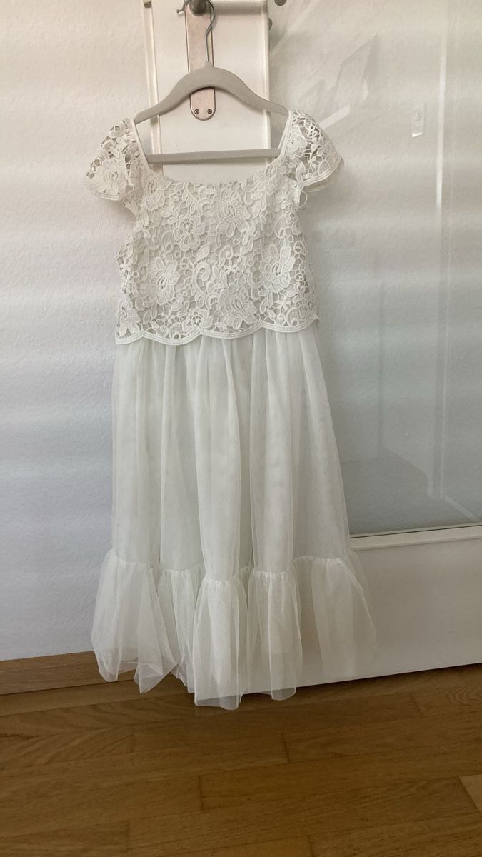 H&M Vestiti & Gonne: Tüllkleid mit Spitze, Gr. 122 – Usato da Hölstein venduto da Maramo
