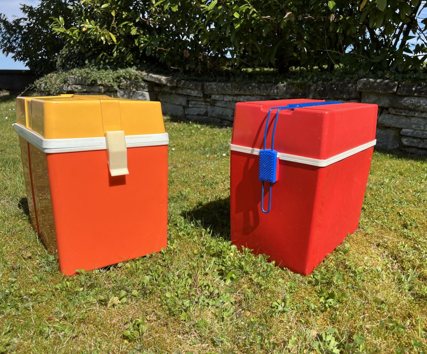 Frigoriferi & Refrigeratori: Retro Kühlbox I 70er Jahre – Usato da Walzenhausen venduto da stilvollwohnen 9