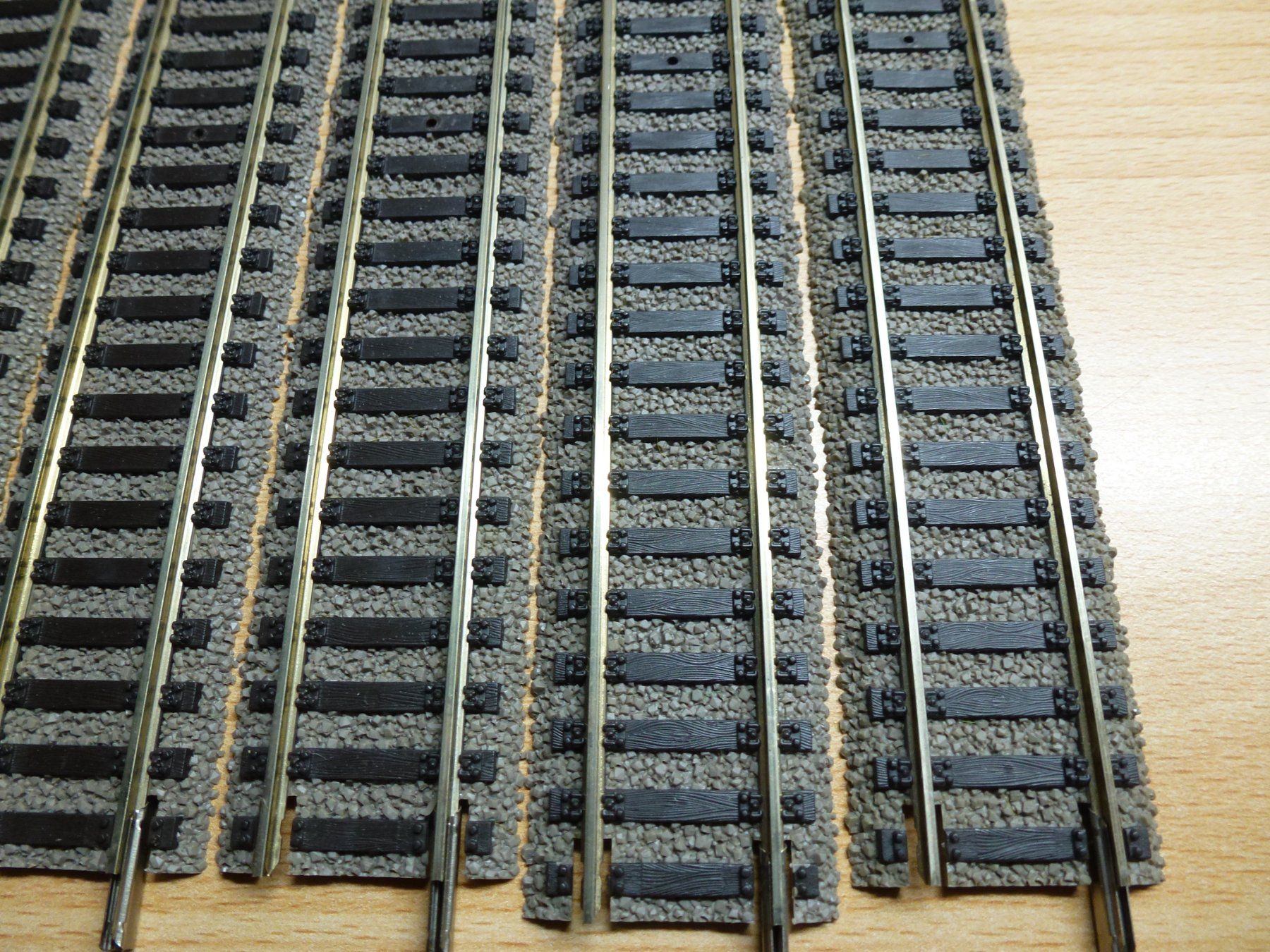 Fleischmann Modellini di ferrovie: Fleischmann H0 Profigleis 6x6101 – Usato da Hombrechtikon venduto da Se9 2