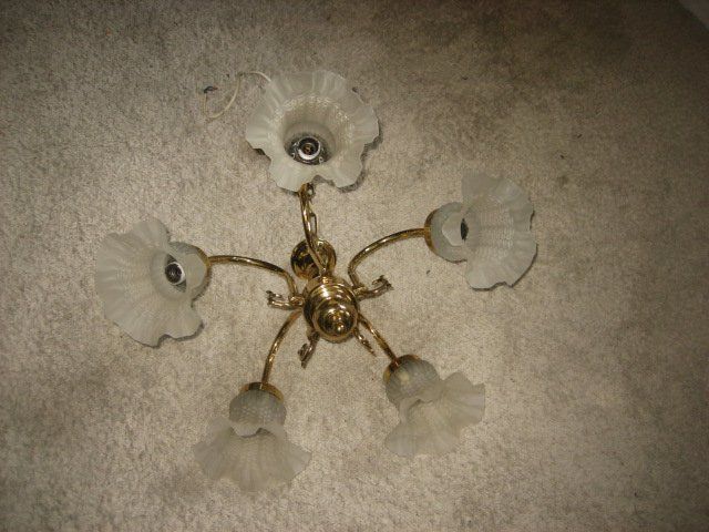 Lustres & lampes de plafonds: Kronleuchter mit 5 Leuchten – D'occasion à Winterthur par pf02 2
