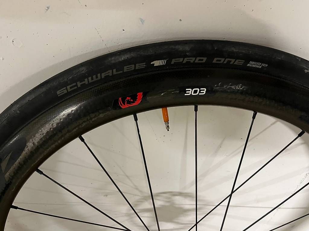 Pezzi di ricambio: Laufradsatz Carbon ZIPP Fire Crest 303 – Usato da Uzwil venduto da waf_8c8f 1