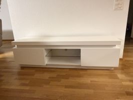 Weiss TV-Möbel mit Glasablage, modern & schlicht