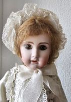 WUNDERSCHÖNE PUPPE!