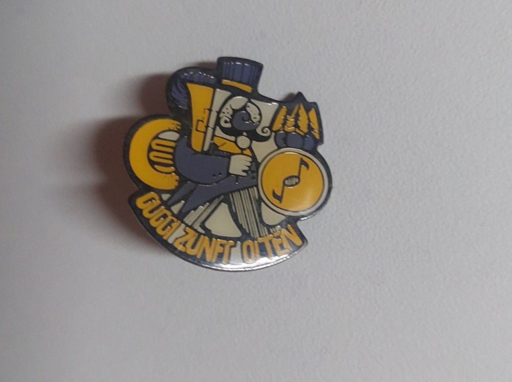Placchette & Badge: Guggizunft Olten Pin – Usato da Erlinsbach venduto da pfunky