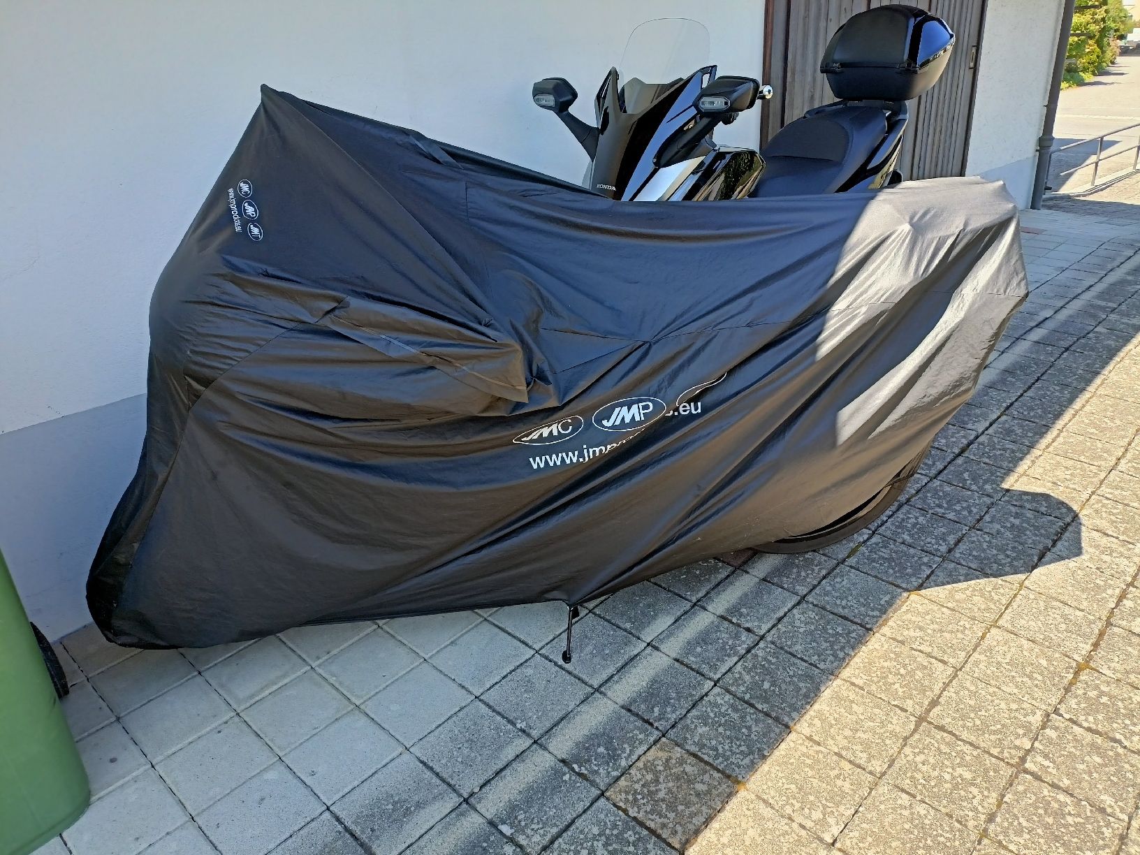 Housses de moto: Motorrad Abdeckplane – D'occasion à Münsingen par sommersprosse71 1
