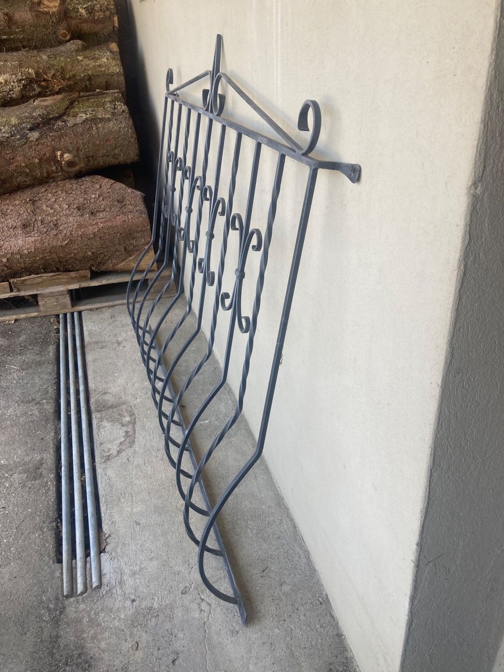 Griglie e Inferriate: Fenstergitter Schmiedeeisen 2.Stk – Usato da Wangenried venduto da nsa_r2hm 1
