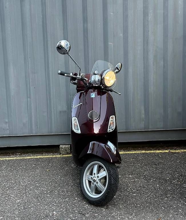 Scooter: Piaggio Vespa LXV125 – Usato da Reinach BL venduto da pan_pjc6 2