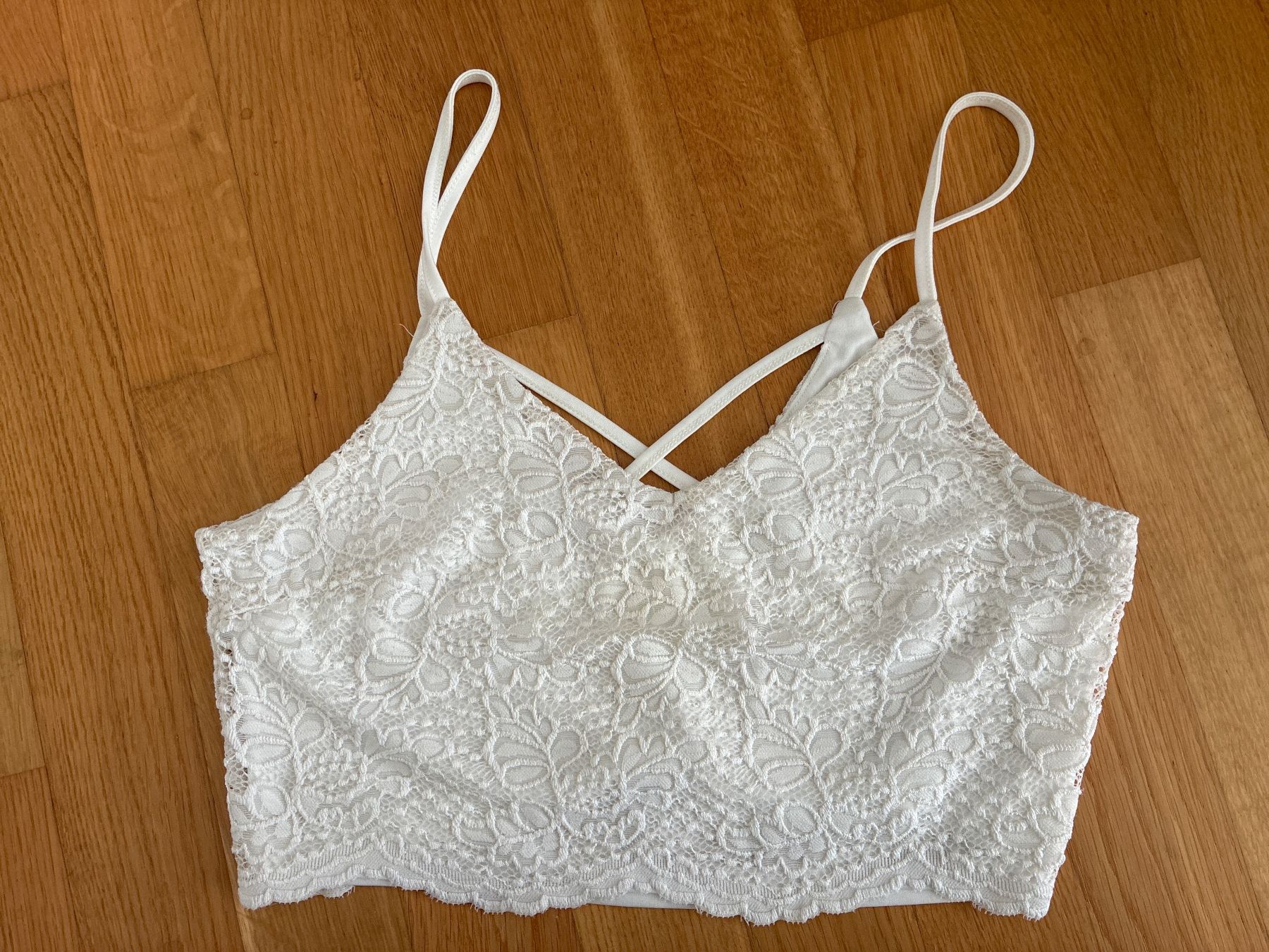 Tops: Even&Odd Crop Top mit Spitze – D'occasion à Altstätten SG par palmela.31
