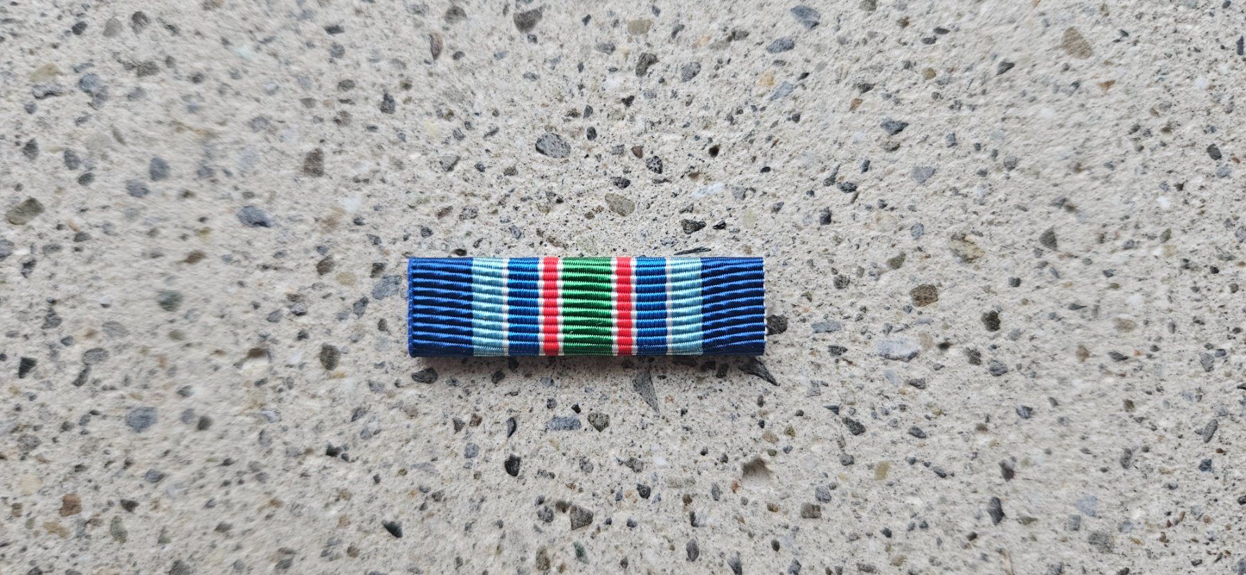 Schweizer Armee Placchette & Badge: *** Namibia  Ribbon *** – Nuovo e nell'imballaggio originale da Riedholz venduto da fr_sIruP