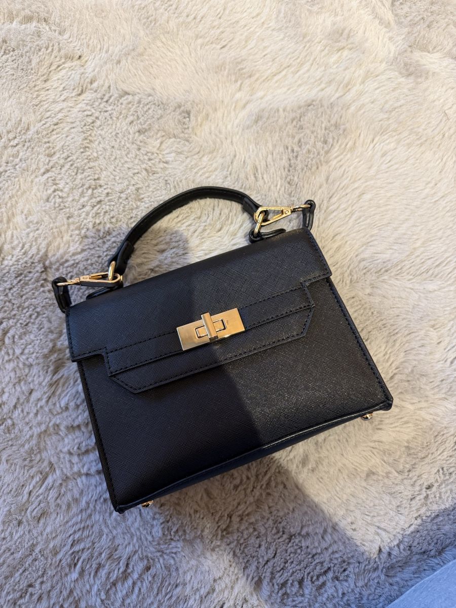 Borse da donna: Elegante Handtasche, Schwarz - Gold – Usato da Wohlen AG venduto da Coco_91