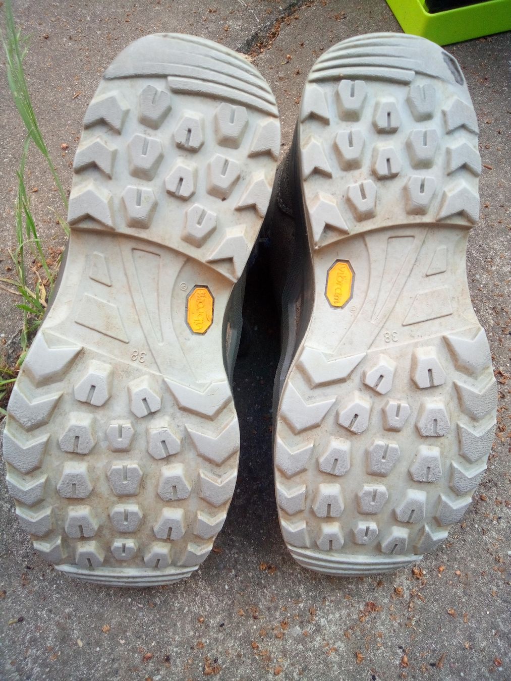 Lowa Scarpe per ragazzi: Lowa Wanderschuhe Kinder Gr. 38 – Usato da Liestal venduto da Debuschka 4