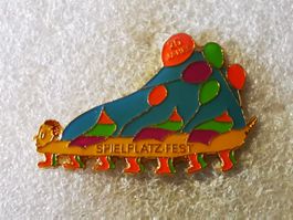 Ansteckpin 200: Spielplatz Fest