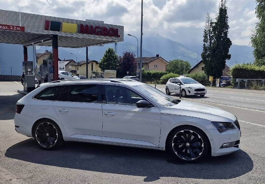 Autos: Skoda Superb L&K edition  – Gebraucht aus Maladers von Driftking92 1