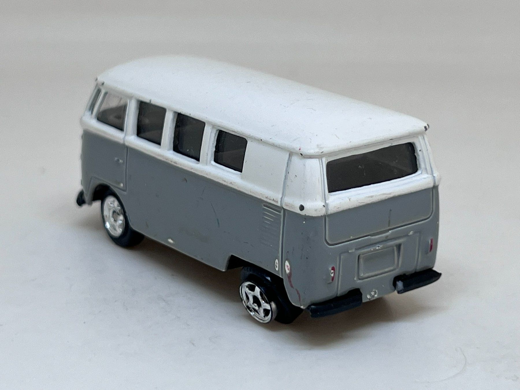 Welly Voitures modèles: Welly VW Microbus #270 – D'occasion à Wildegg par LaaBoutique 2