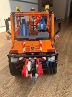 LEGO Technic Mercedes-Benz Unimog U400 (8110)