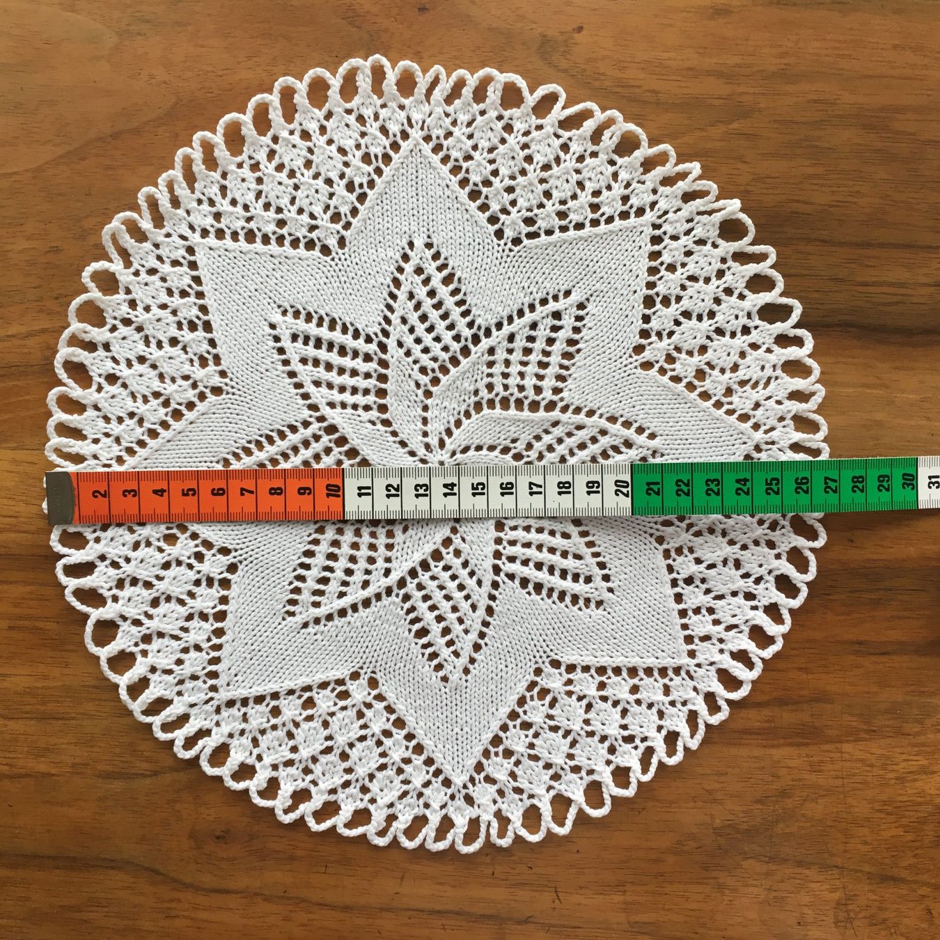 Sottobicchieri: Spitzendeckchen Handarbeit gestrickt rund ca. 26 cm DM – Usato da Subingen venduto da ArtBead 4
