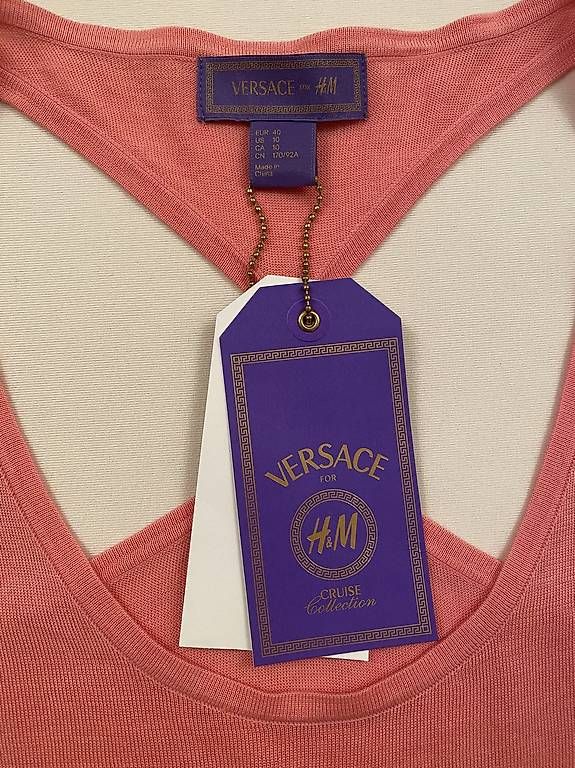 Top: Original Versace x H&M Top Grösse 40 / L – Usato da Zürich venduto da quiniento