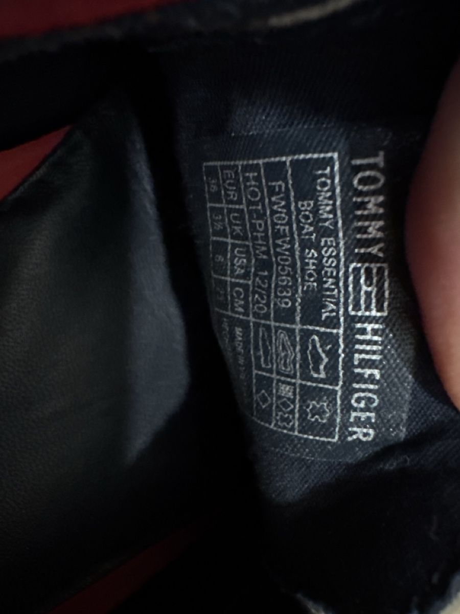 Tommy Hilfiger Scarpe da uomo: Tommy Hilfiger Bootsschuhe Gr. 36. – Usato da Zürich venduto da Sellfmadeexstock 3
