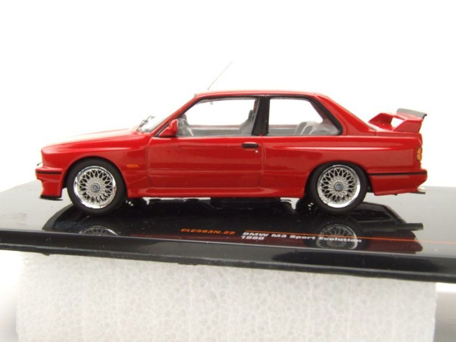 BMW Modellautos: BMW M3 E30 1986-1990 rot    1:43 von IXO – Neu und originalverpackt aus Gerlafingen von espero88 2