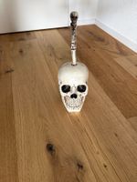 WC-Garnitur Totenkopf-Design: Gruselig sauber! Neuwertig