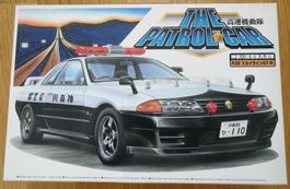 Aoshima The Patrol Car R32 Nissan Skyline GT-R 1:24