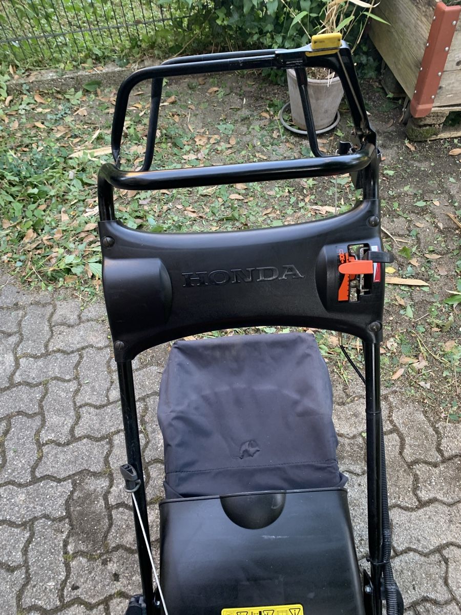 Honda Tagliaerba: Honda Rasenmäher HRX 476 – Difettoso da Liestal venduto da num_xp75 4