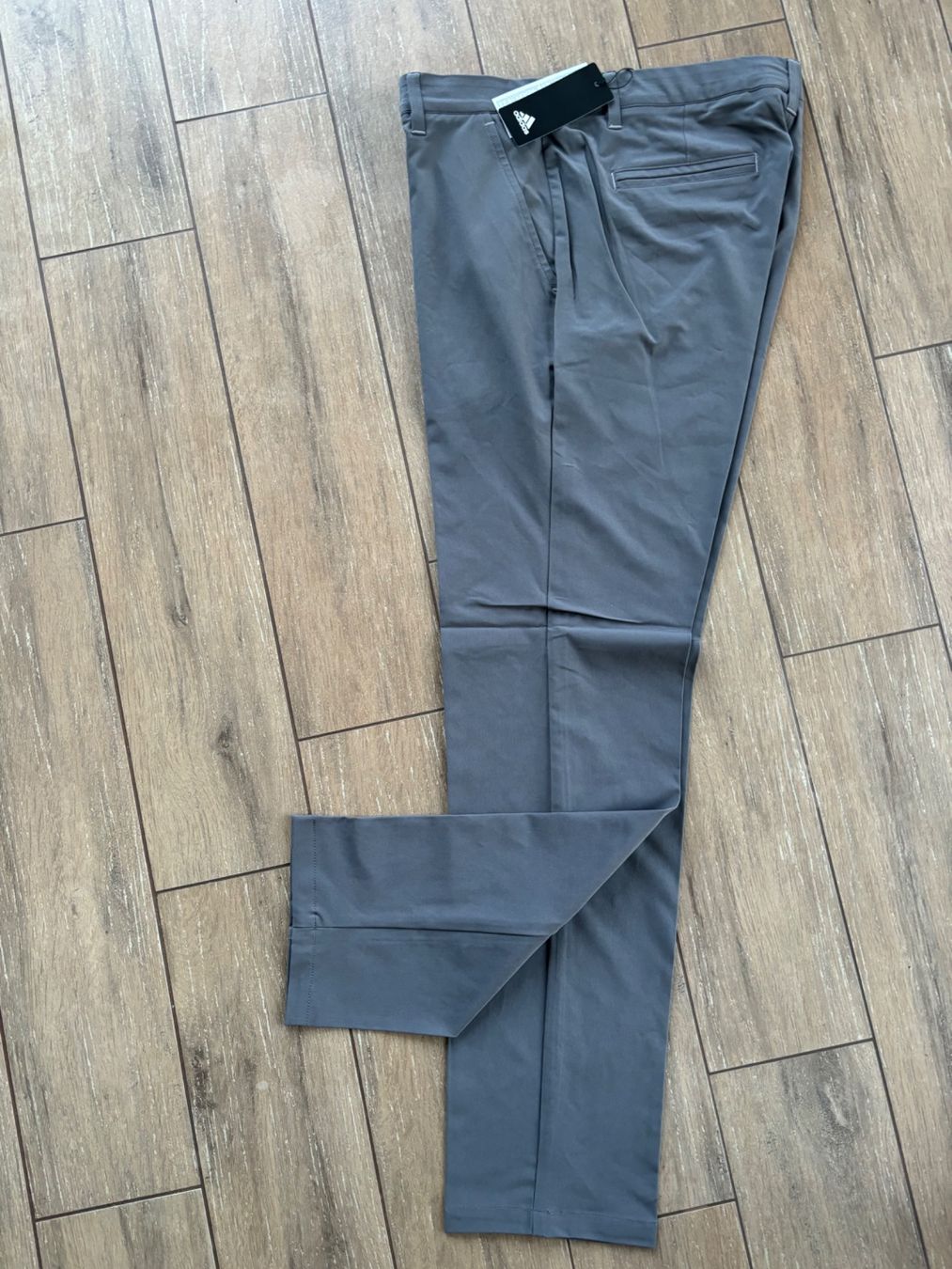 Adidas Pantaloni: 34/32_adidas golf_NEU_LP 90 sr – Nuovo e nell'imballaggio originale da Versegeres venduto da kista