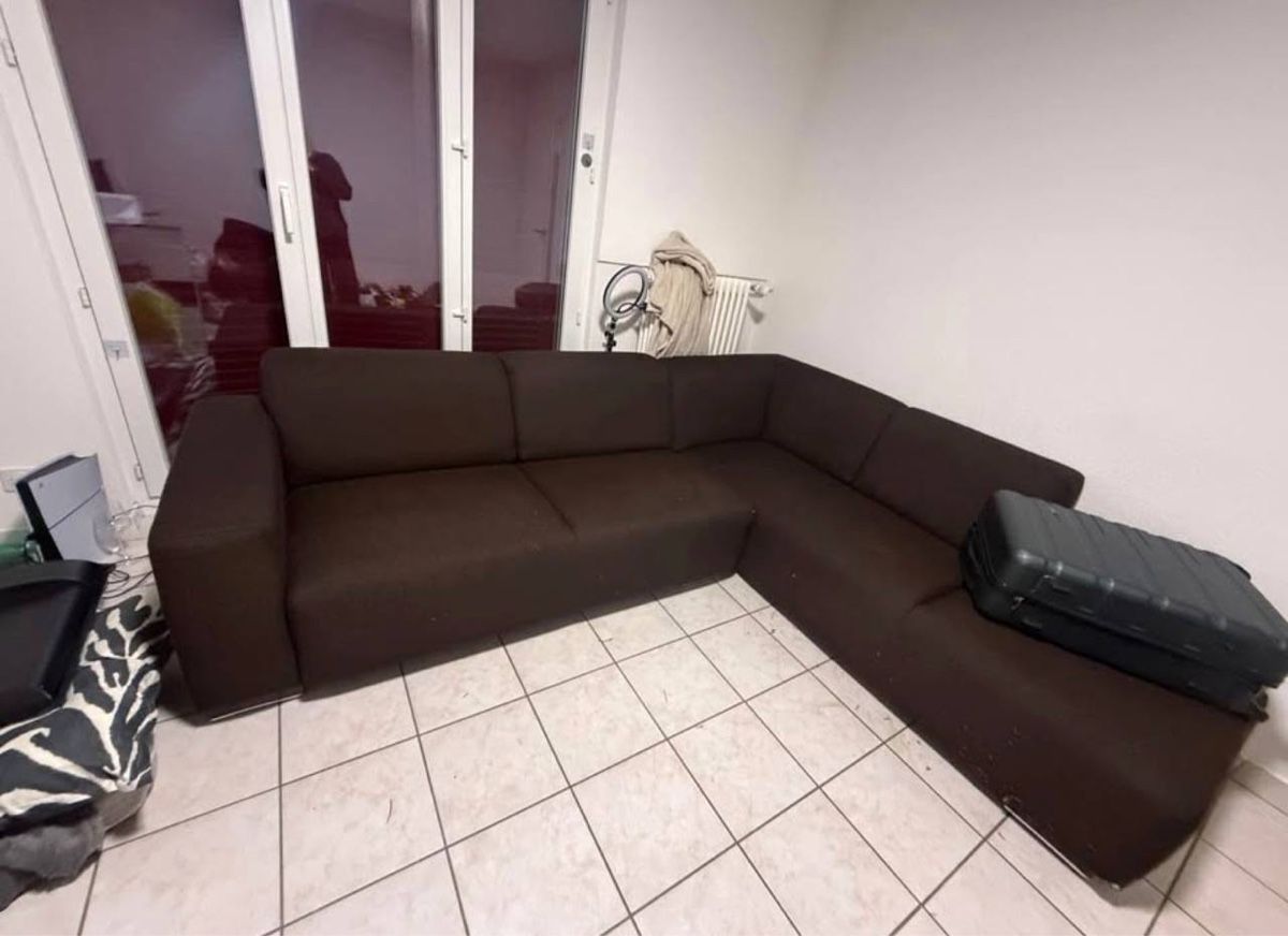 Mobilhome: Corner sofa brown fabric good condition – Gebraucht aus Zollikofen von che_256b