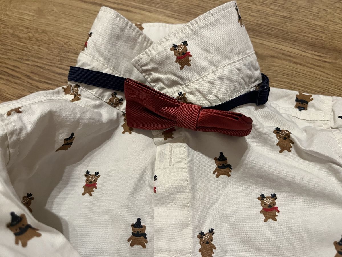 H&M Camicie, T-shirt & Polo: Weihnachtshemd gr.92 – Nuovo (secondo la descrizione) da St. Peterzell venduto da martina333 1