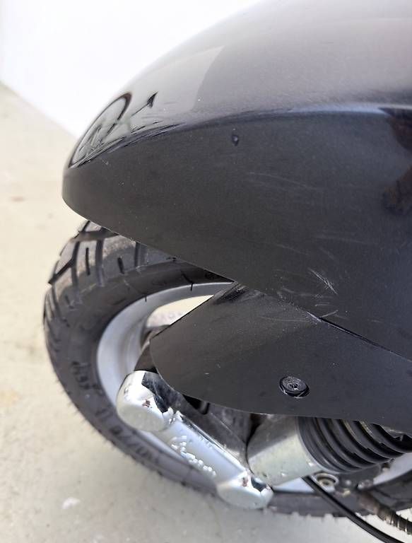 Scooter: Piaggio Vespa LX125 – Usato da Russikon venduto da lau_25zz 2
