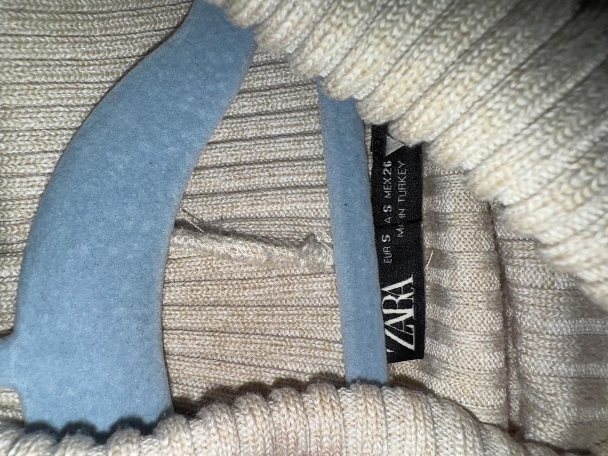 Zara Pullover & Sweatshirts: Rollkragen Pullunder Zara – Gebraucht aus Zofingen von ismail01a 4