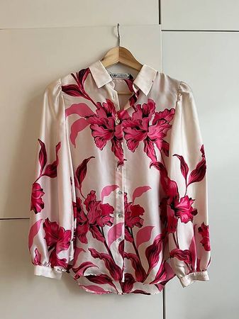Bluse mit Blumenmuster