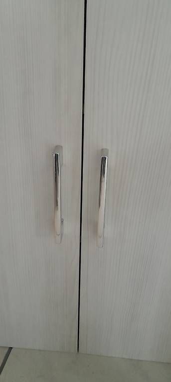 Armadi: Badschrank / Hängeschrank – Usato da Magden venduto da stolzfamily 2