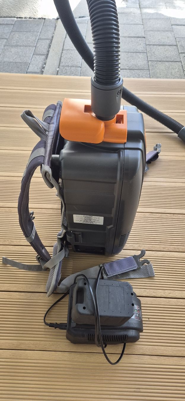 Staubsauger & Zubehör: Taski Aero BP- 8 Digital – Gebraucht aus Grenchen von Asus_ 3