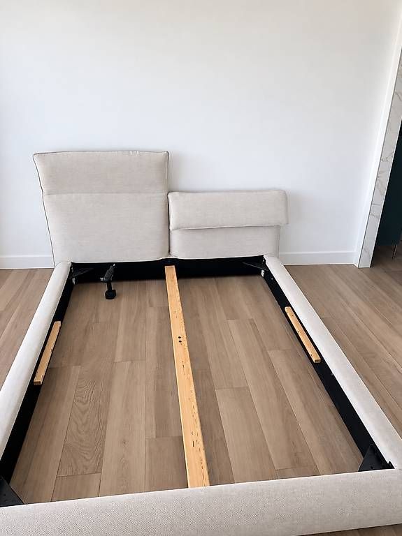 Lits: Lit double AM.PM – D'occasion à Genève par Dddlv