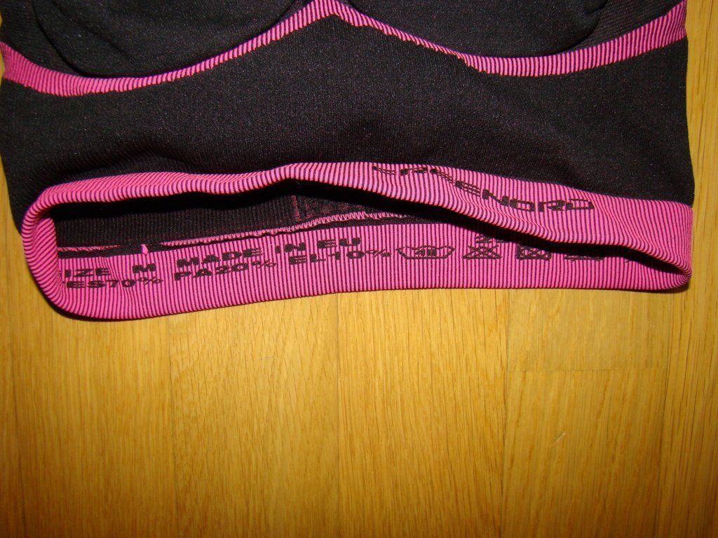 Altra biancheria intima: Freenord, FITTECH Active Brassière sport – Nuovo (secondo la descrizione) da Lussery-Villars venduto da pousinete02 3