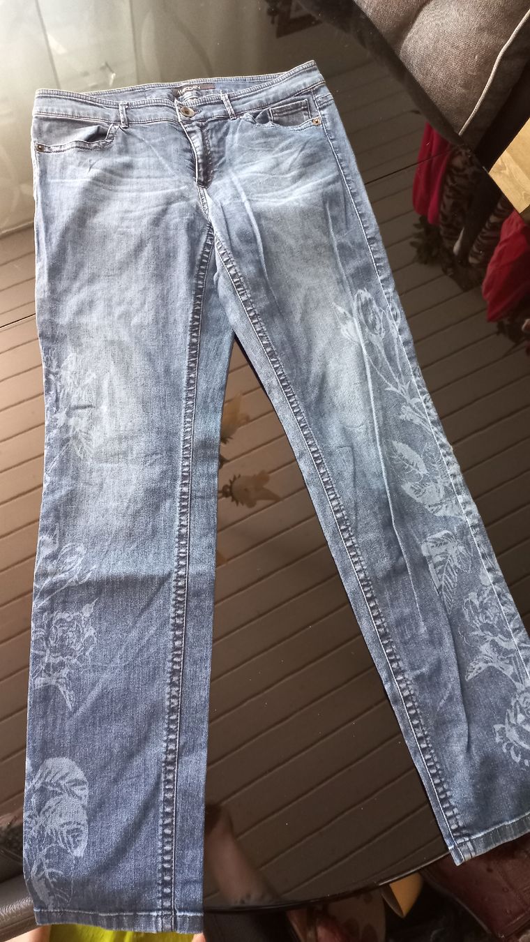 Marc Cain Jeans: coole Jeans von Marc Cain, Gr. 4 – Gebraucht aus Hendschiken von Schaetzi0