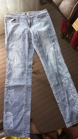 coole Jeans von Marc Cain, Gr. 4