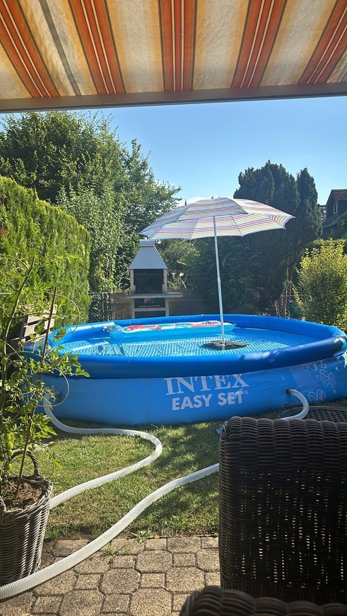 Intex Piscine: Intex Easy Set Pool 4UM 3.96m x 84cm neu – Usato da Volketswil venduto da Printer02 1