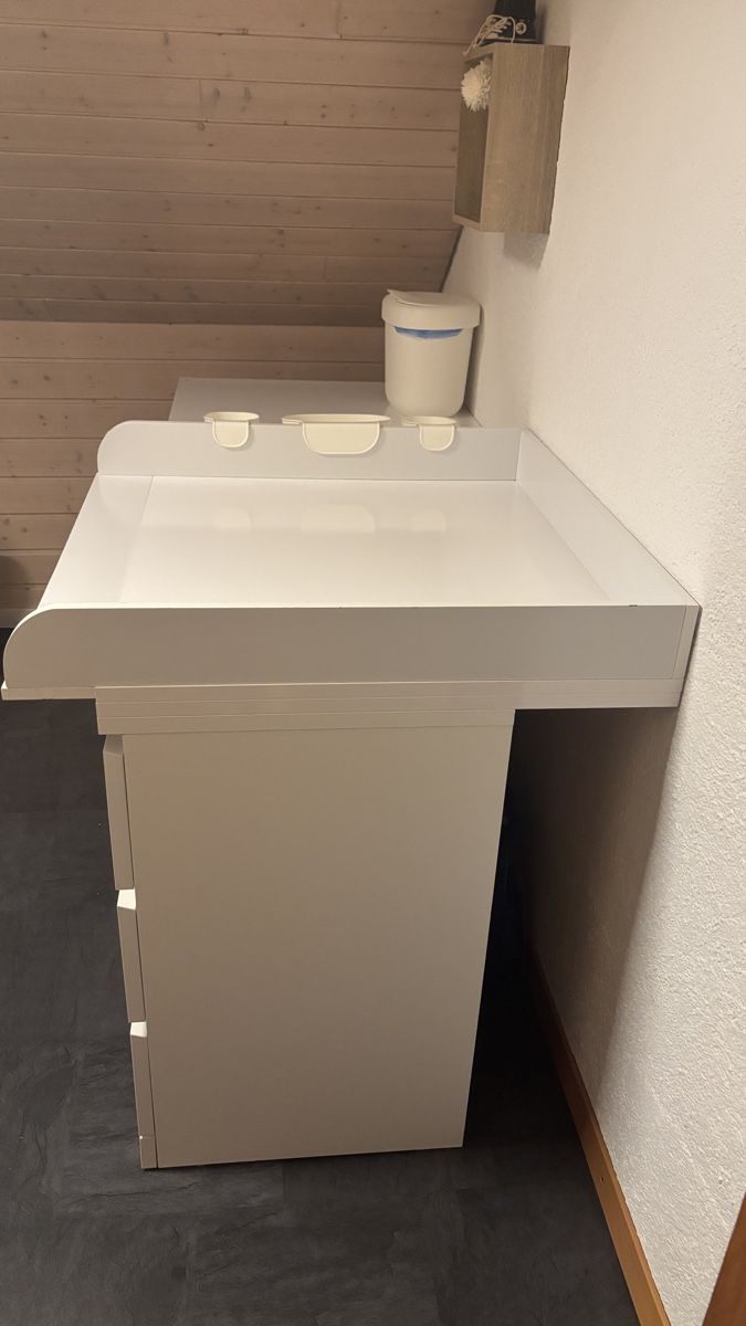 Fasciatoi & Accessori: Wickeltisch mit Kommode – Usato da Oberwil (Dägerlen) venduto da noemlae 1
