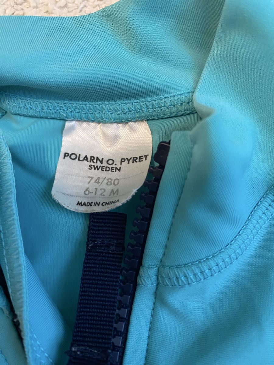 Costumi da bagno: 2 UV-Badeanzüge von Polarn O. Pyret. – Usato da Thalwil venduto da ollena 5