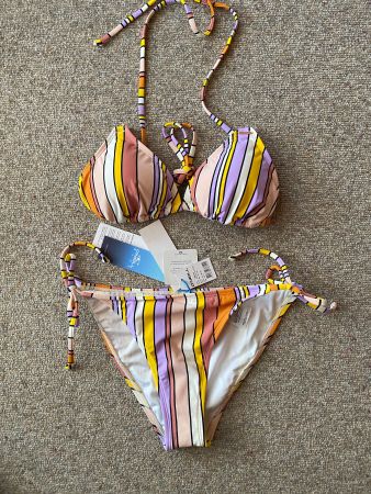 Neues O'Neill Maoi Bikini, Bra und Bottom, in Grösse 38