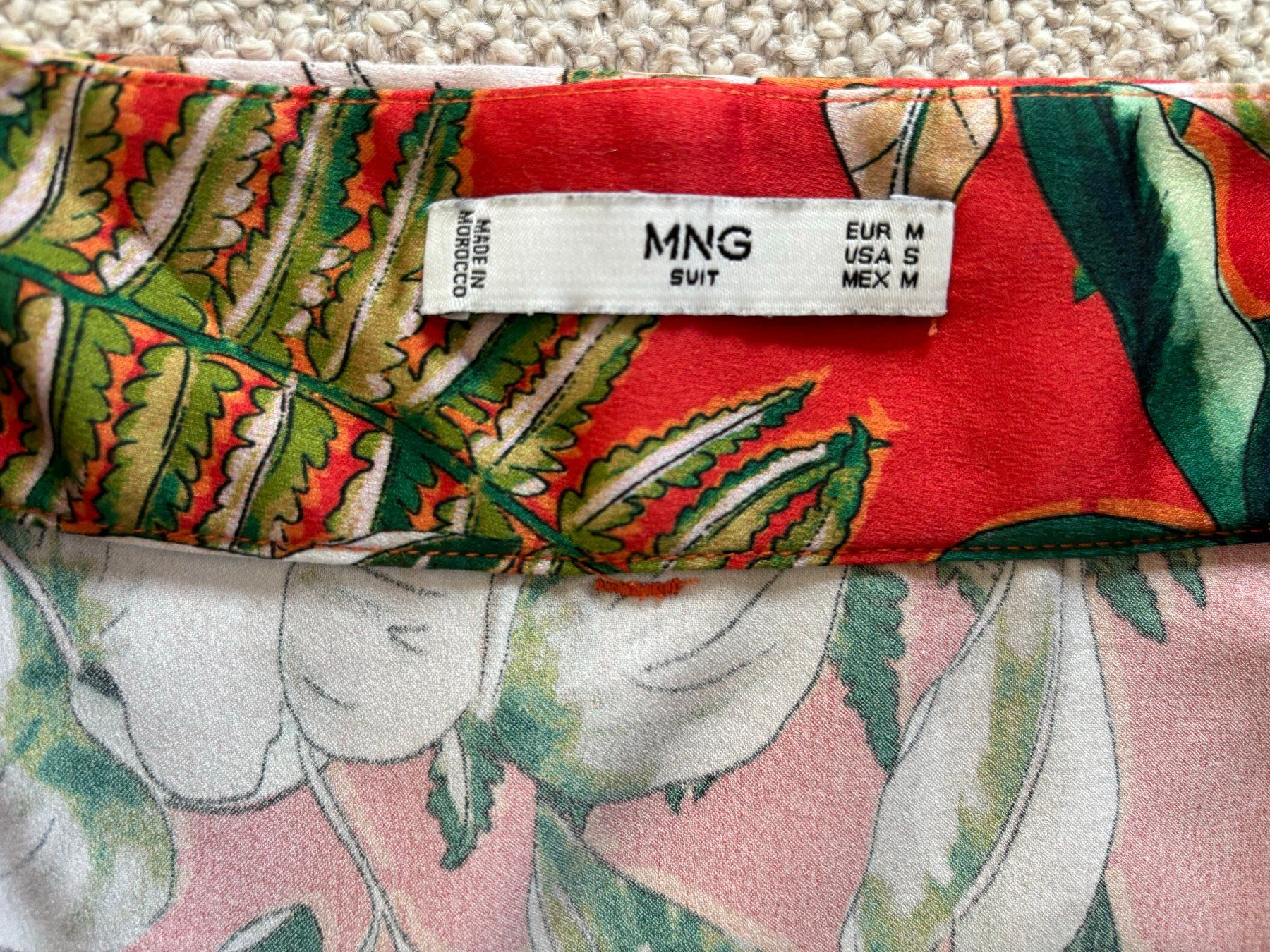 Mango Gonne: Colourful Skirt Mango Suit – Usato da Zürich venduto da jas_5mwh 5