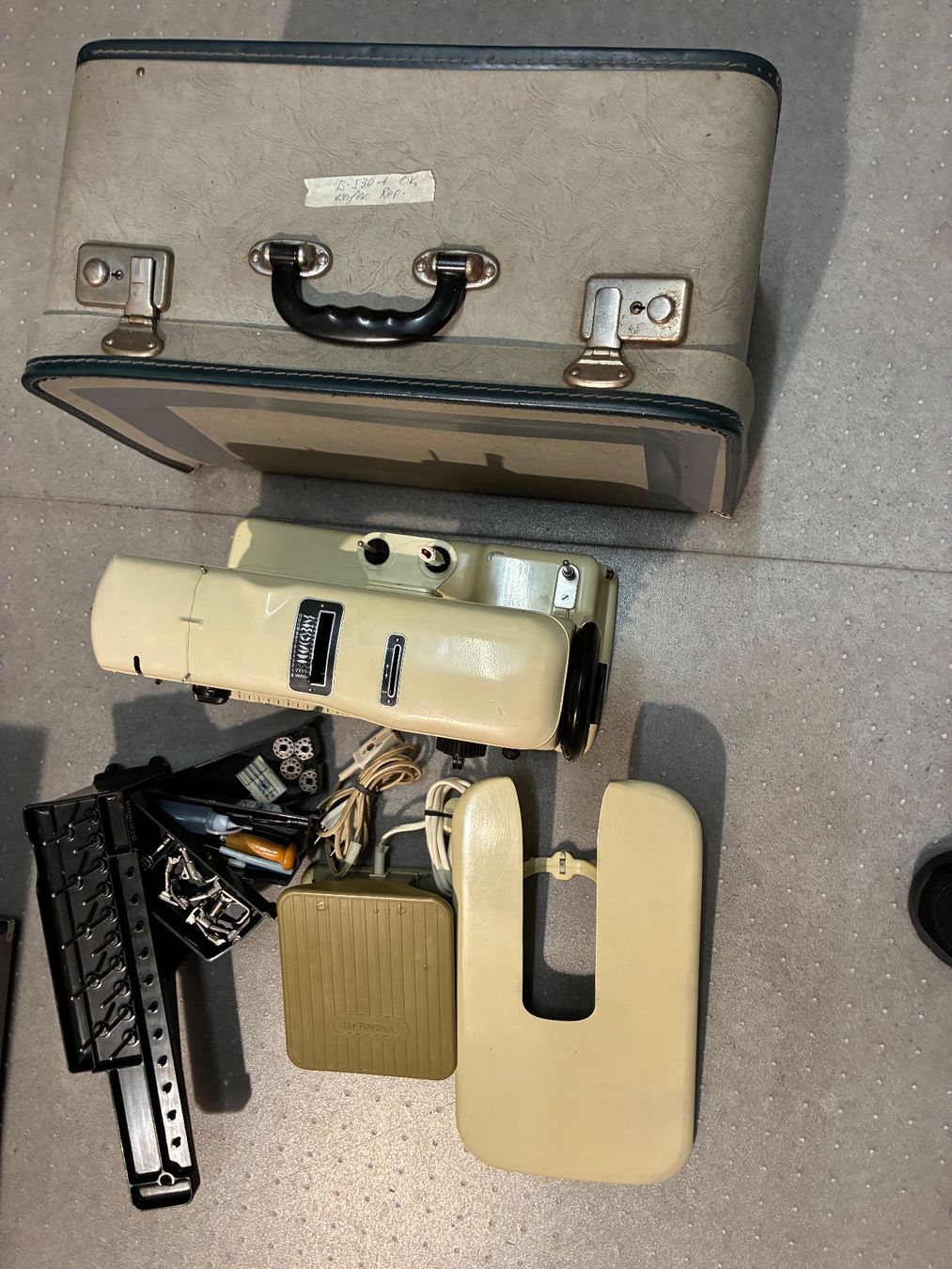 Bernina Macchine da cucire: Bernina 530-1 – Usato da Hendschiken venduto da zkos