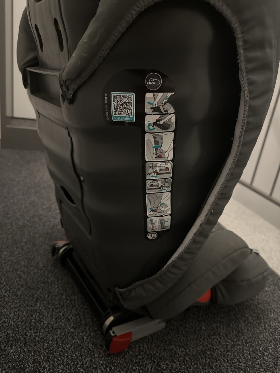 Britax Römer Seggiolini per auto: Kinderautositz 15-36kg Römer mit Isofix – Usato da Watt venduto da cla_w8t7 2