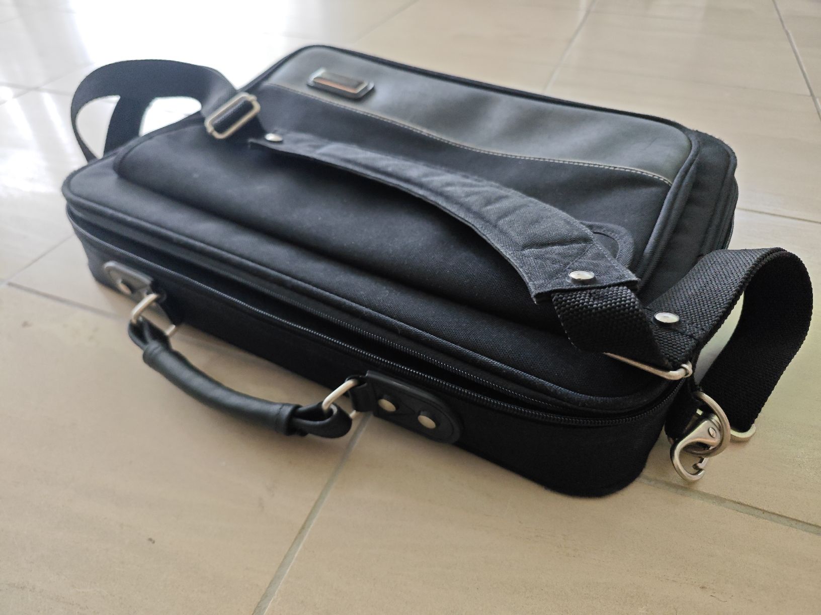 Taschen: Laptop Tasche  – Gebraucht aus Origlio von daveHK101 3