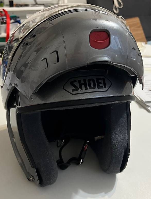 Shoei Caschi & visiere: casque de moto – Usato da Tavannes venduto da Tch7 2