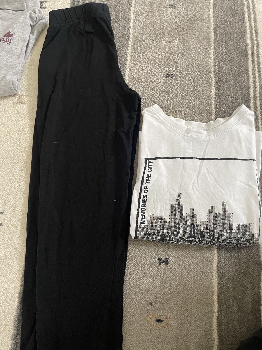 Lotti & Set di vestiti: Boy's Clothes Bundle Size128 - great  condition – Usato da Freienbach venduto da buyzebra 4