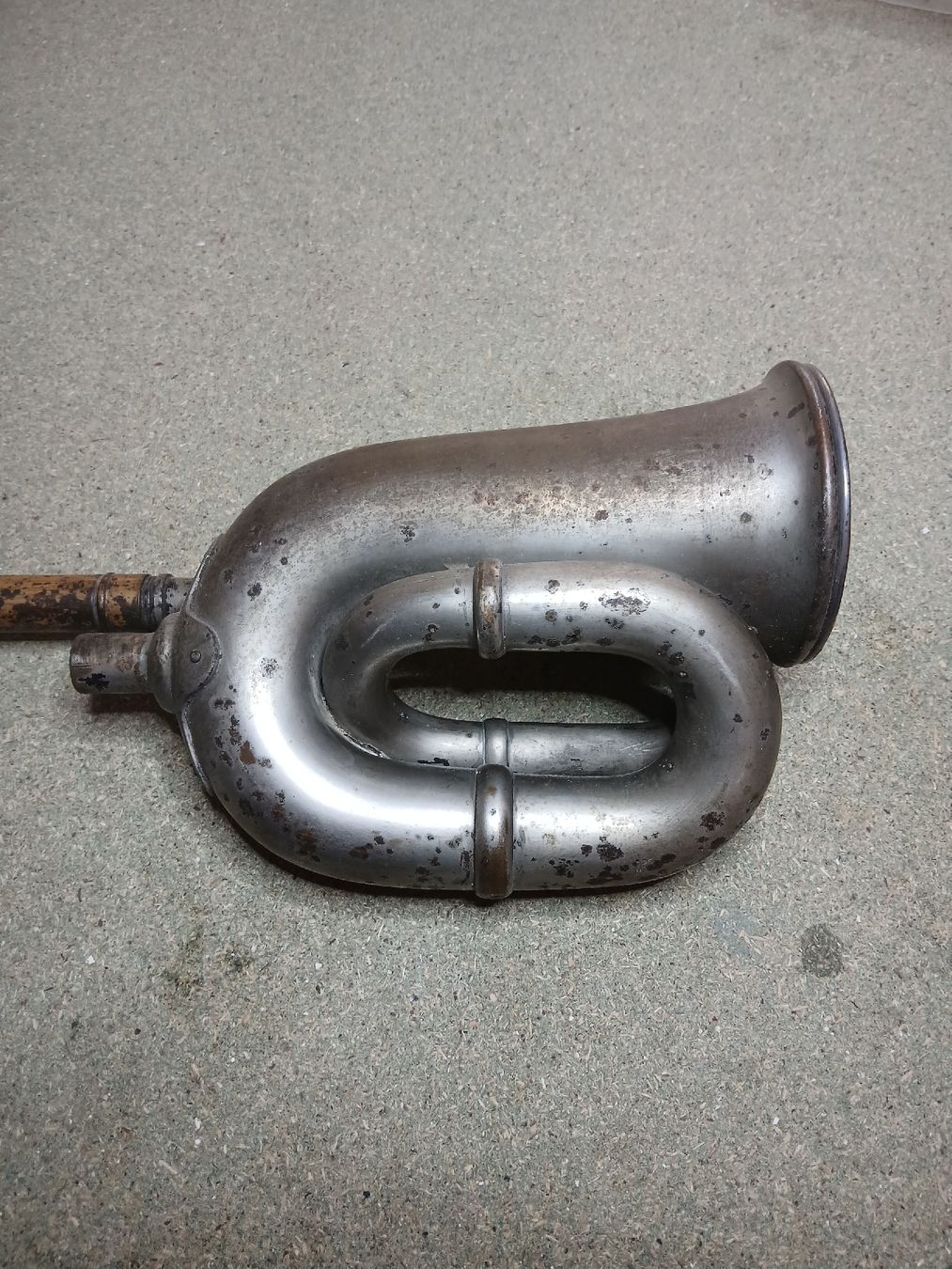 Alle Autoersatzteile: Oldtimerhorn – Gebraucht aus Aadorf von Hyperkomp 1